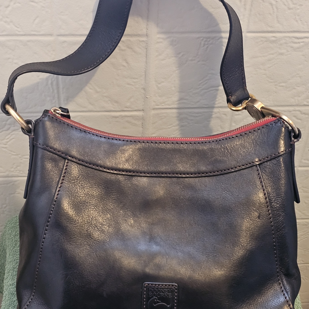Dooney & Bourke Florentine Black Leather Bag with Unique Shoulder Strap - Picture 2 of 16